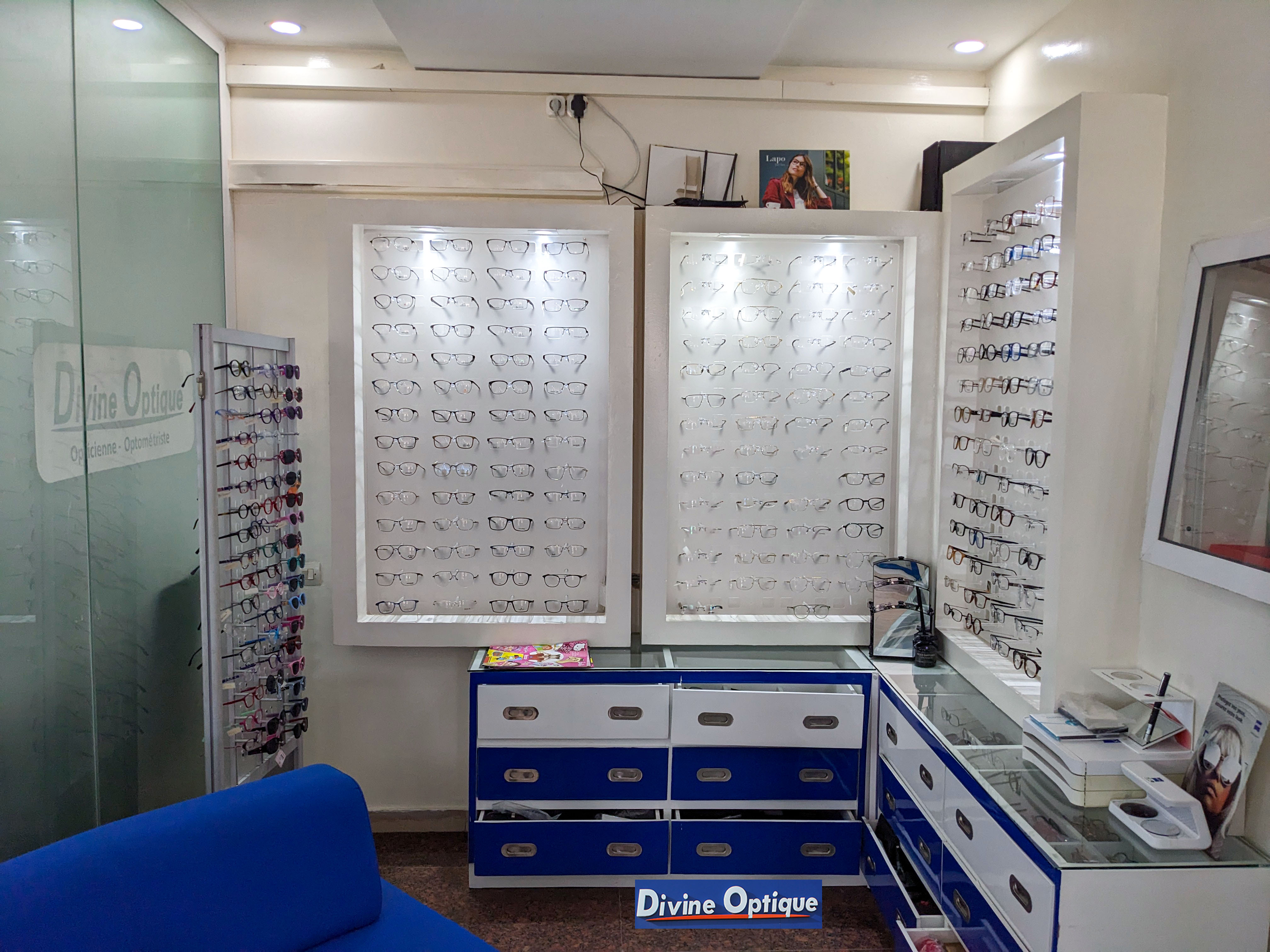 DIVINE OPTIQUE